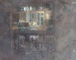 Overview of troop and vehicle deployments, Novoozernoye, Crimea | Satellite image ยฉ2022 Maxar Technologies.